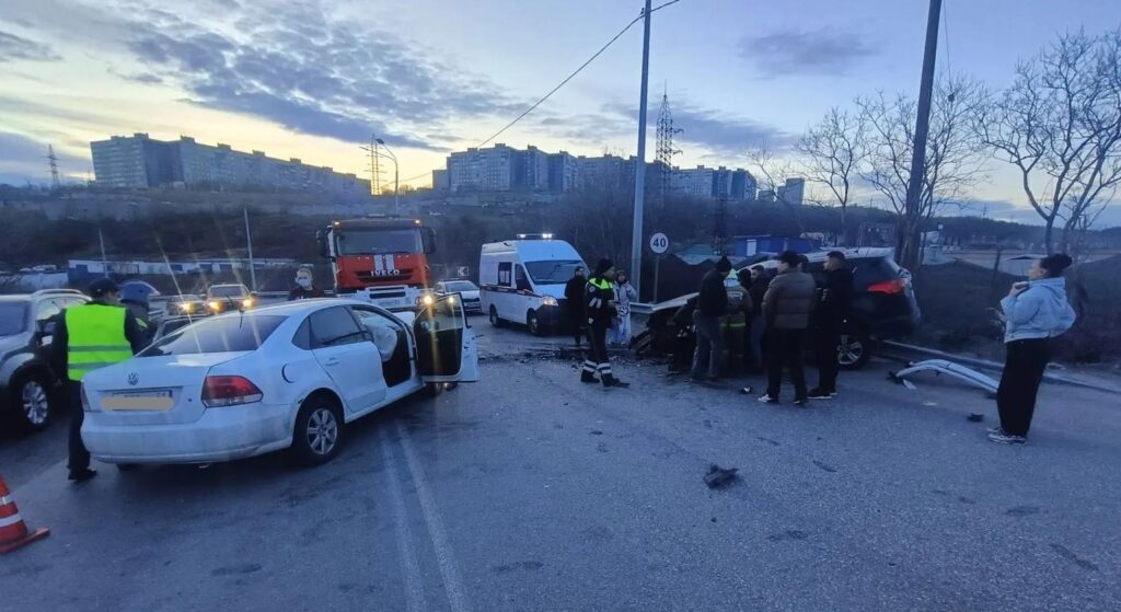 За сутки три человека пострадали в авариях в Мурманской области