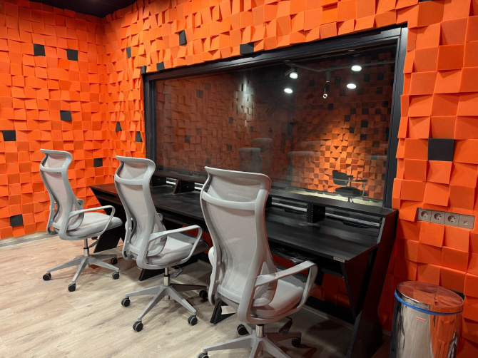 Шаг в будущее на фундаменте прошлого: как в Мурманске открывали «Родину»