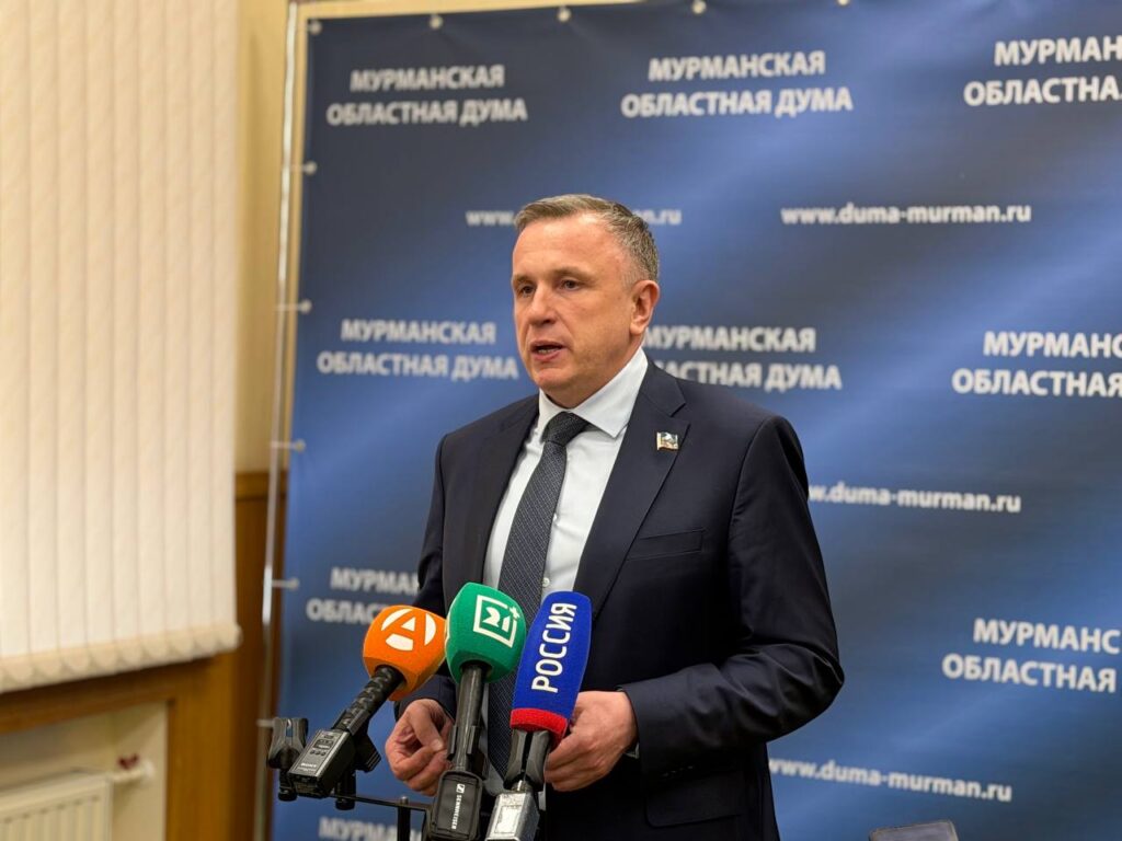 Андрей Чибис представил отчёт областной Думе о работе правительства