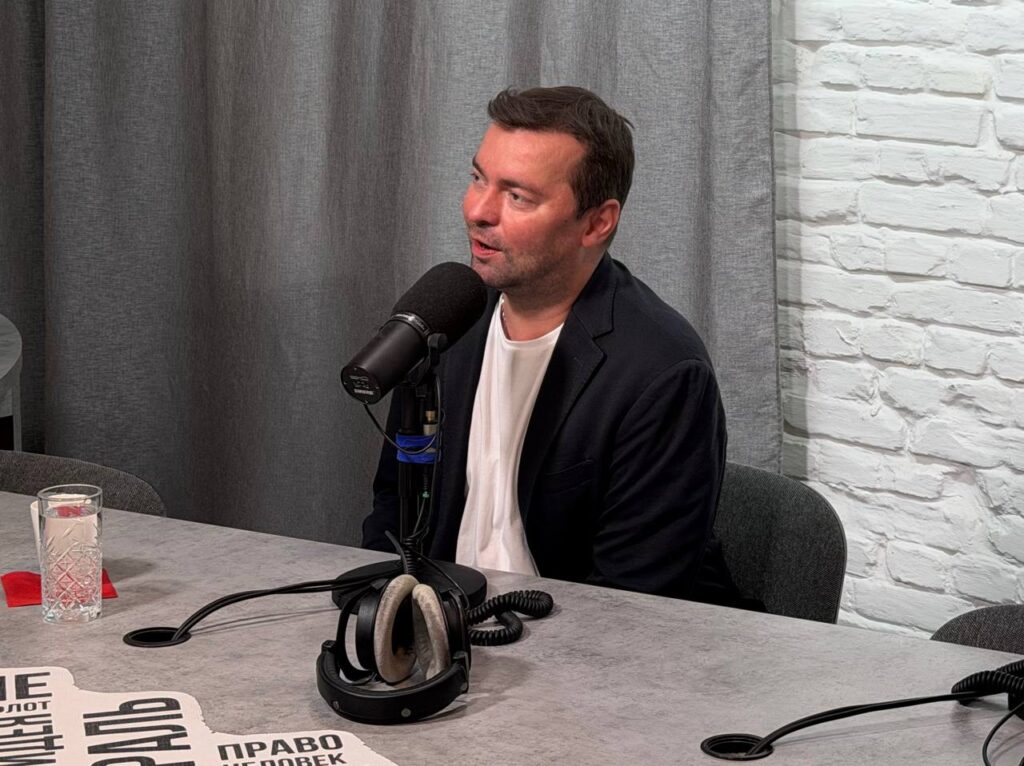 Актёр театра и кино Евгений Волков стал гостем «Большого Радио»